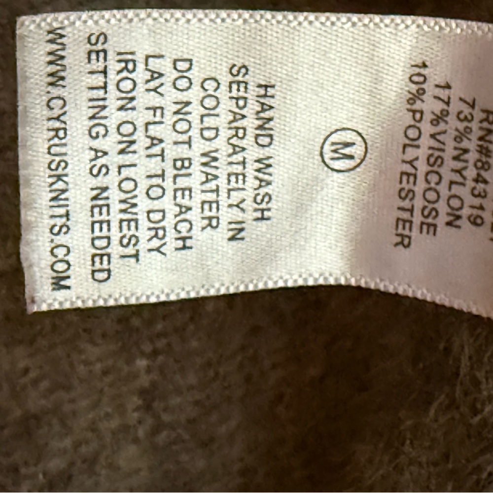 Cyrus Women’s Cardigan Hooded: Size M - Picture 3 of 4